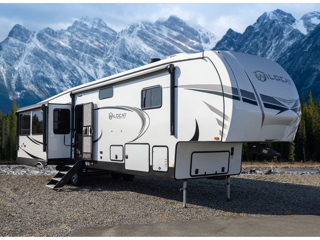 2023 Forest River Wildcat 369MBL (RV5700) Main Image