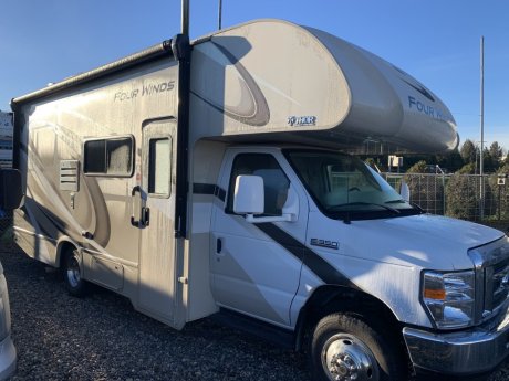 2018 Thor Industry FOUR WINDS 22B