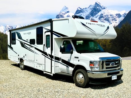 2022 Coachmen Freelander 31MB  Class C Motorhome