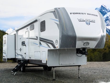 2025 Forest River Wildcat 41 DREAM  Fifth Wheel