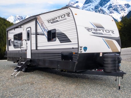 2025 Keystone Carbon 30WFO  Toy Hauler (Travel Trailer)