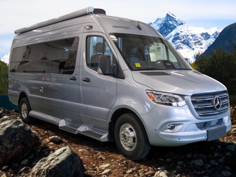 2026 Pleasure-Way Plateau TS  Class B Camper Van