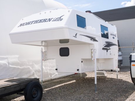 2026 Northern Lite Limited Edition 10-2 EX DRY BATH  Truck Camper