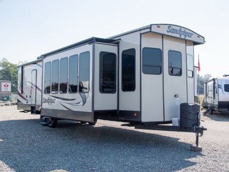 2018 Forest River Sandpiper 401FLX  Destination Trailer