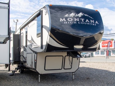 2016 Keystone Montana   Fifth Wheel