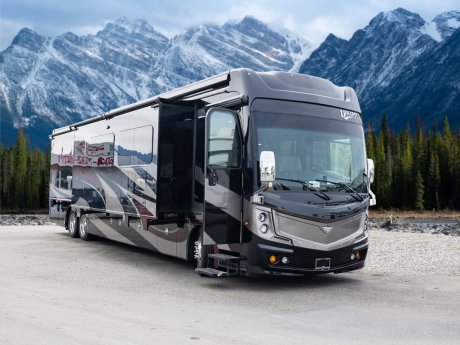 2019 Fleetwood Discovery 44H