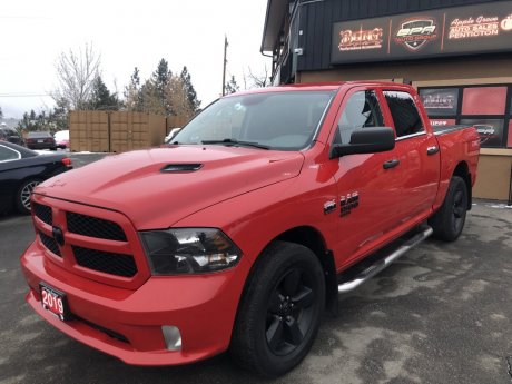 2019 Ram 1500 Crew Cab 4x4 Classic Blackout Express NEW YEAR SPECIAL