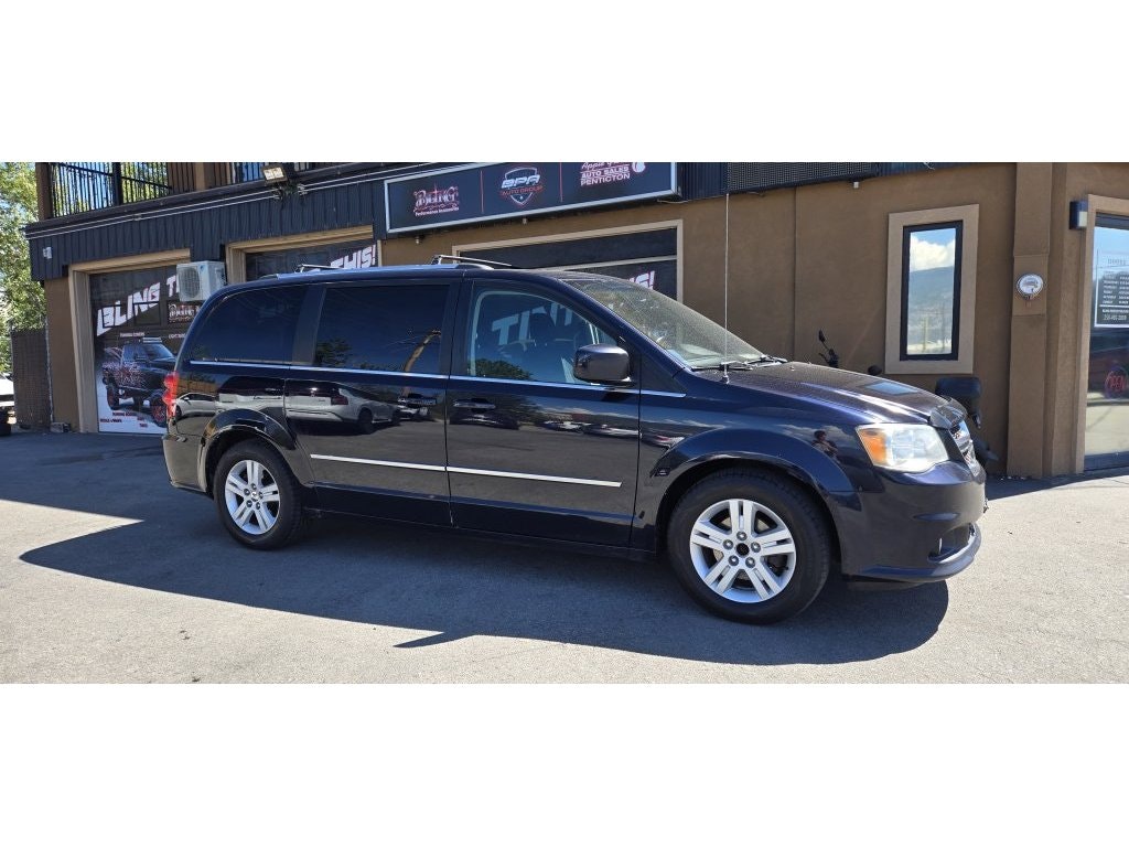 2011 Dodge Grand Caravan Crew 7 Passengers (AG248) Main Image