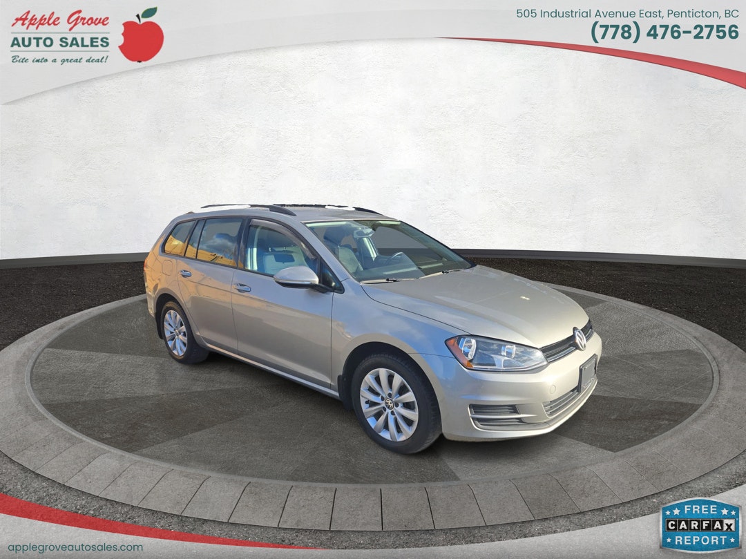 2016 Volkswagen Golf Sportwagon Trendline (AG304) Main Image
