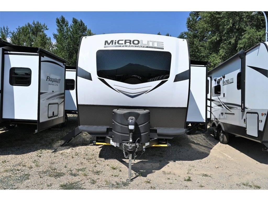 2022 FOREST RIVER FLAGSTAFF MICRO LITE 21DS (22N2225) Main Image