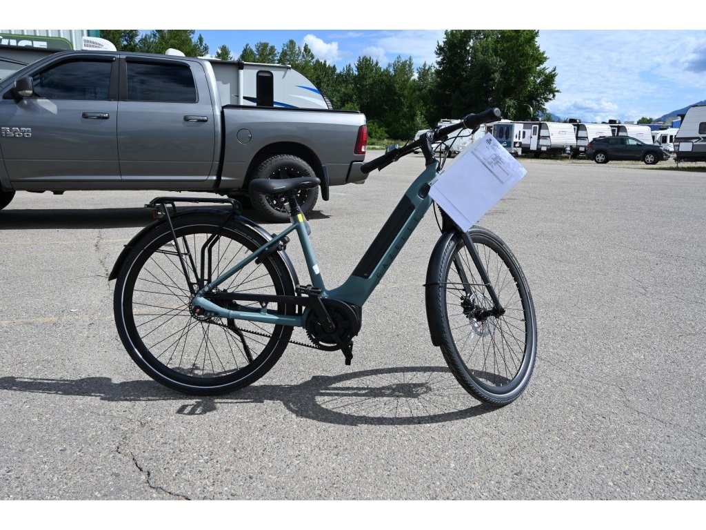 2023 GAZELLE E-BIKE ULTIMATE C8 (23EB19) Main Image