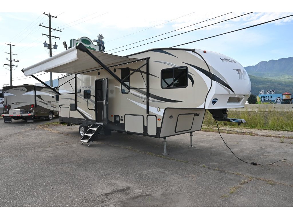 2019 Keystone Hideout 262RES (25C2447) Main Image