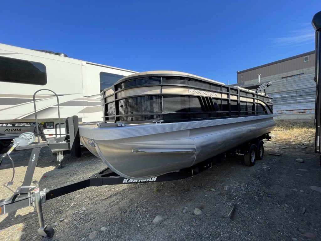 2022 Bennignton 23 LSNPAPGST Pontoon (9011234) Main Image