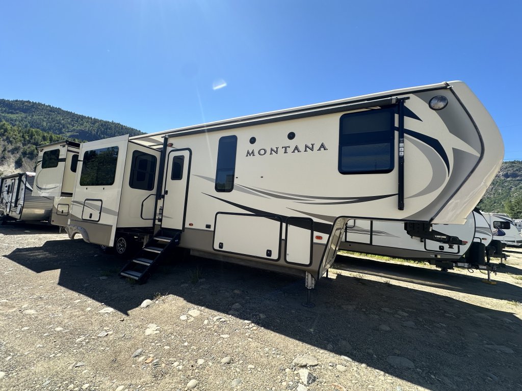 2019 Keystone Montana Legacy Edition 3790 RD (u58780) Main Image