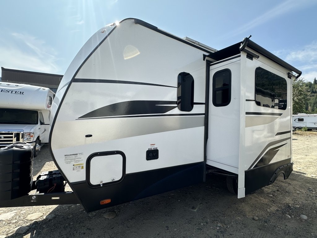 2024 KEYSTONE RV Cougar 1900 RB Sport (u7455) Main Image