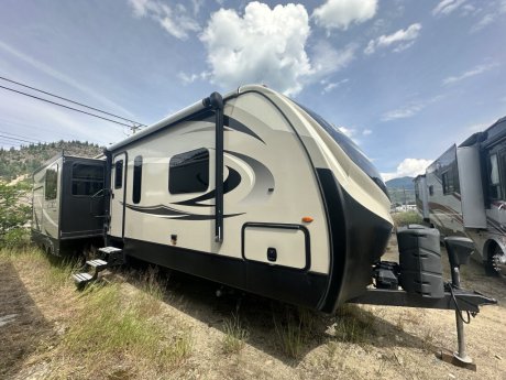 2017 Keystone Laredo 330 RL
