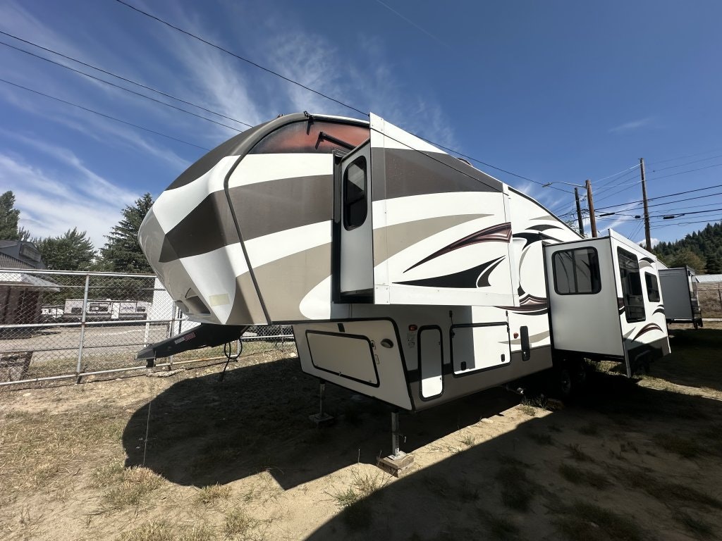 2014 Keystone Cougar 280 RLS (u8995) Main Image