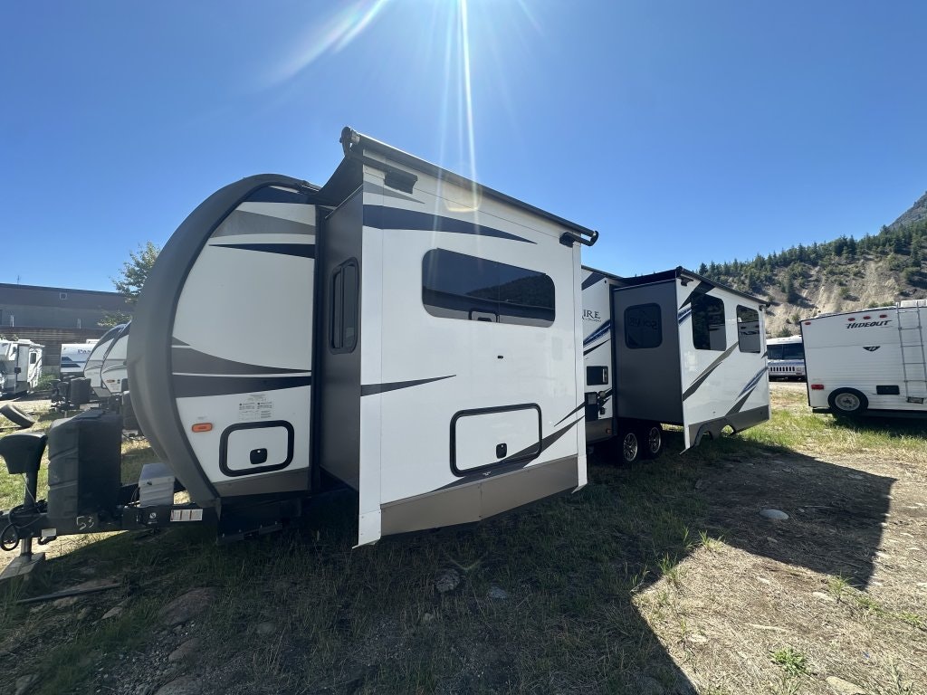 2019 Palomino Solaire 316 RLTS (u9009) Main Image