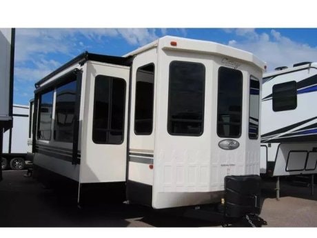 2018 Forest River Cedar Creek Cottage