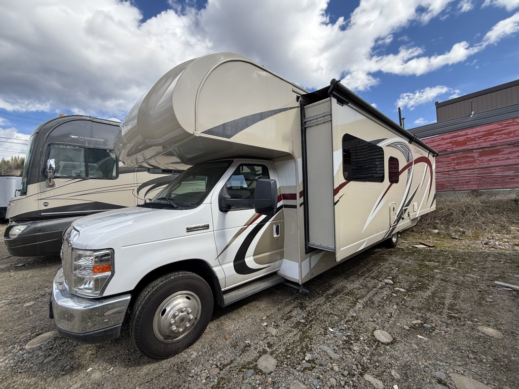 2018 Thor Chateau 31 W (u8967) Main Image