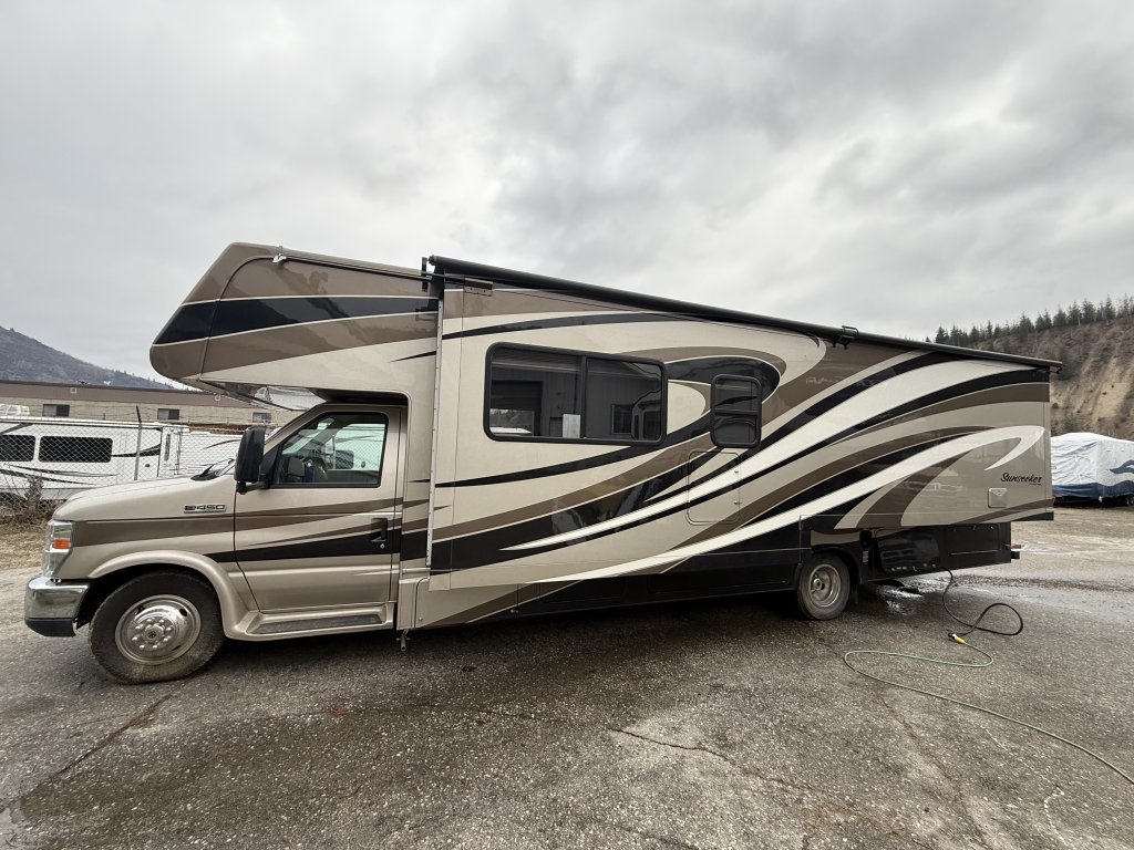 2013 Forest River Sunseeker 3050s (u6659) Main Image