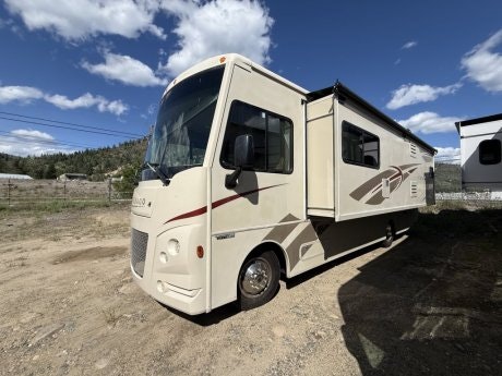 2017 Winnebago Vista