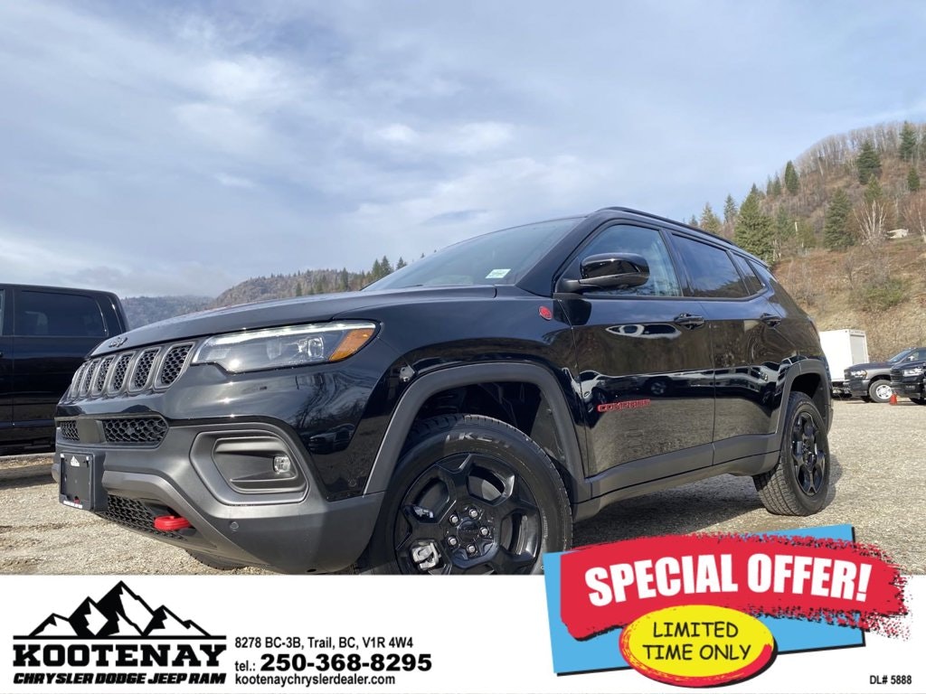 2024 Jeep Compass Trailhawk Elite (24145) Main Image