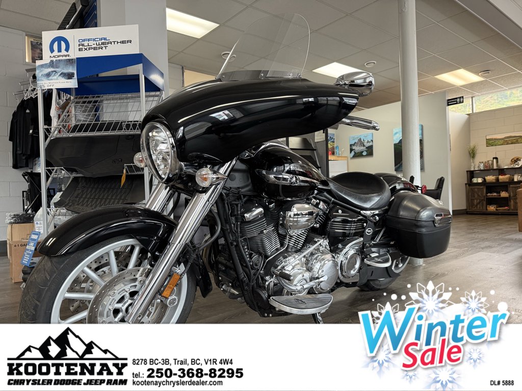 2015 Yamaha XV1900 Roadliner (P1621B) Main Image