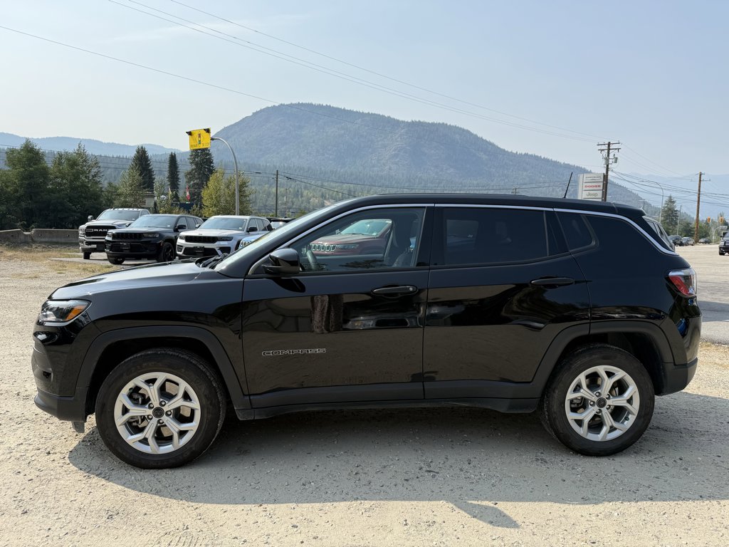 2025 Jeep Compass SPORT (25086A) Main Image