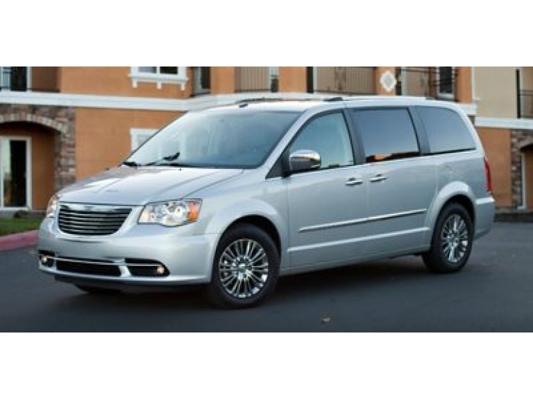 2014 Chrysler Town & Country Touring (24024B) Main Image