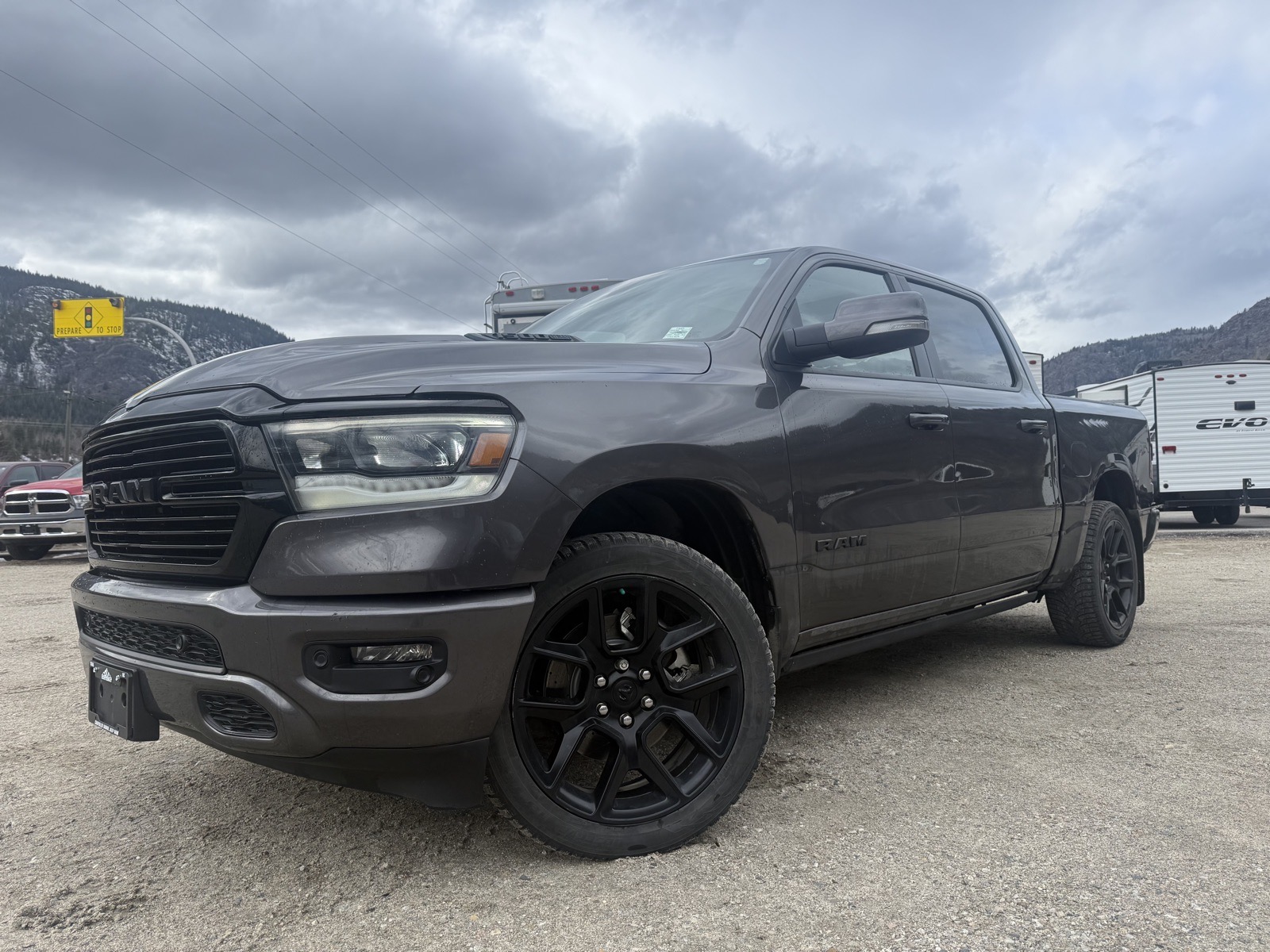 2022 Ram 1500 SPORT (P1959) Main Image