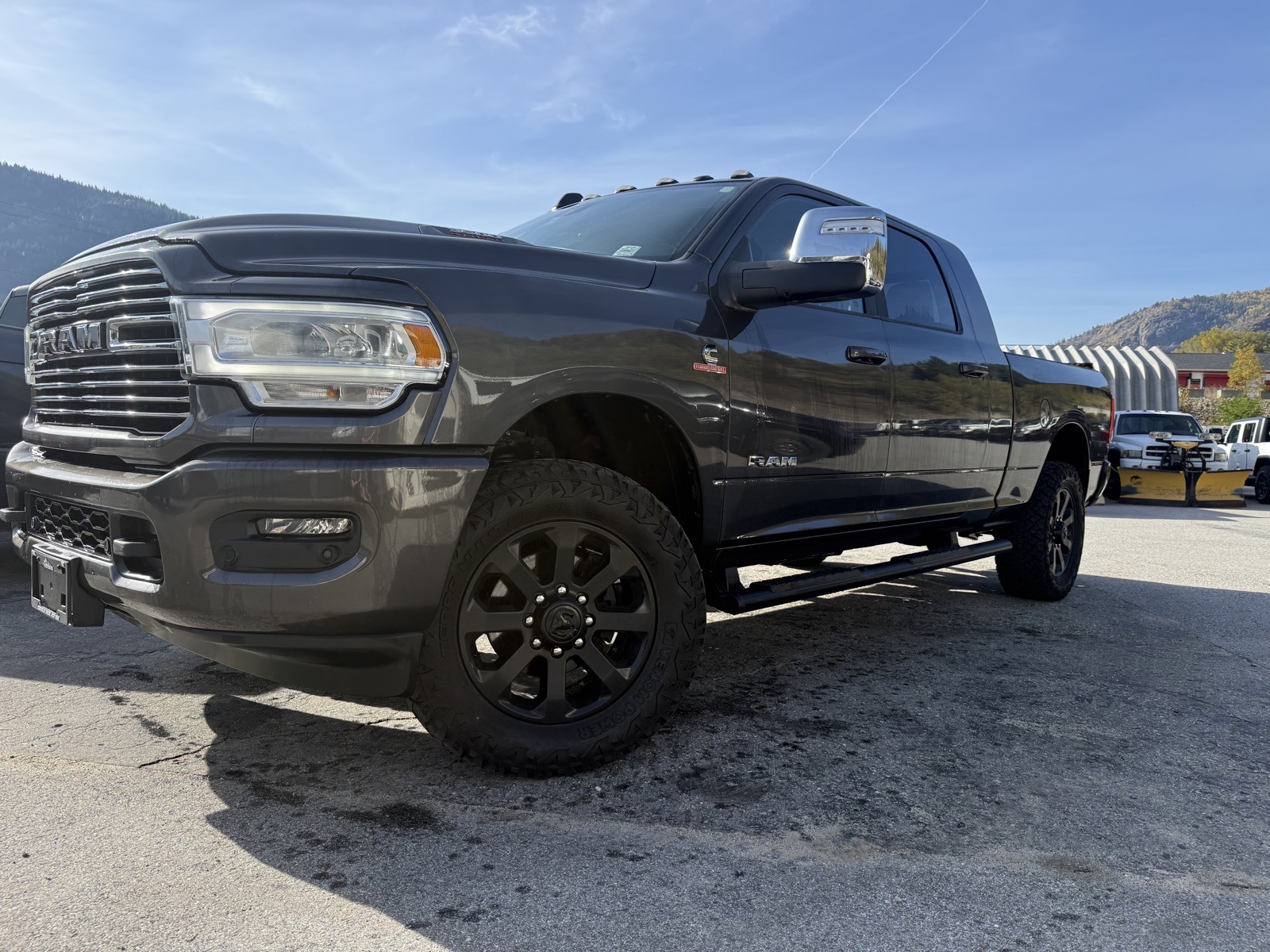 2023 Ram 3500 LARAMIE (26072B) Main Image