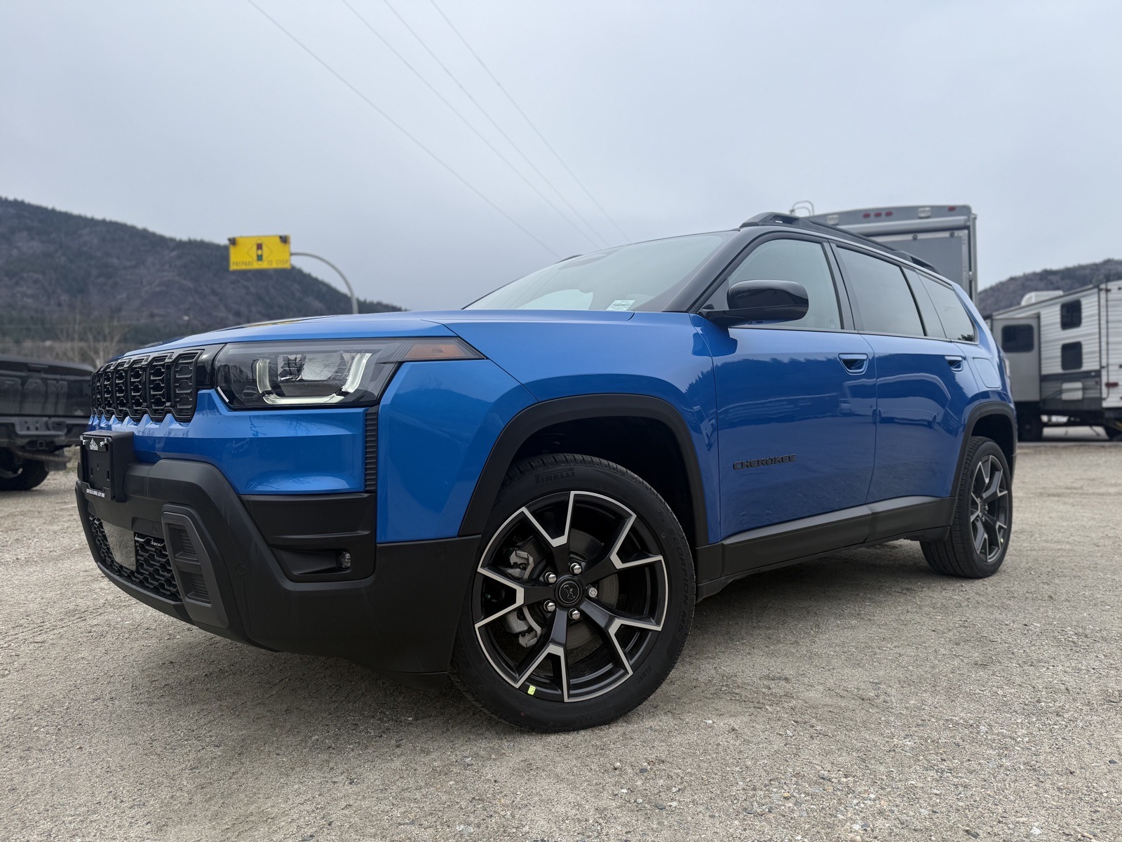 2026 Jeep Cherokee OVERLAND (26076) Main Image