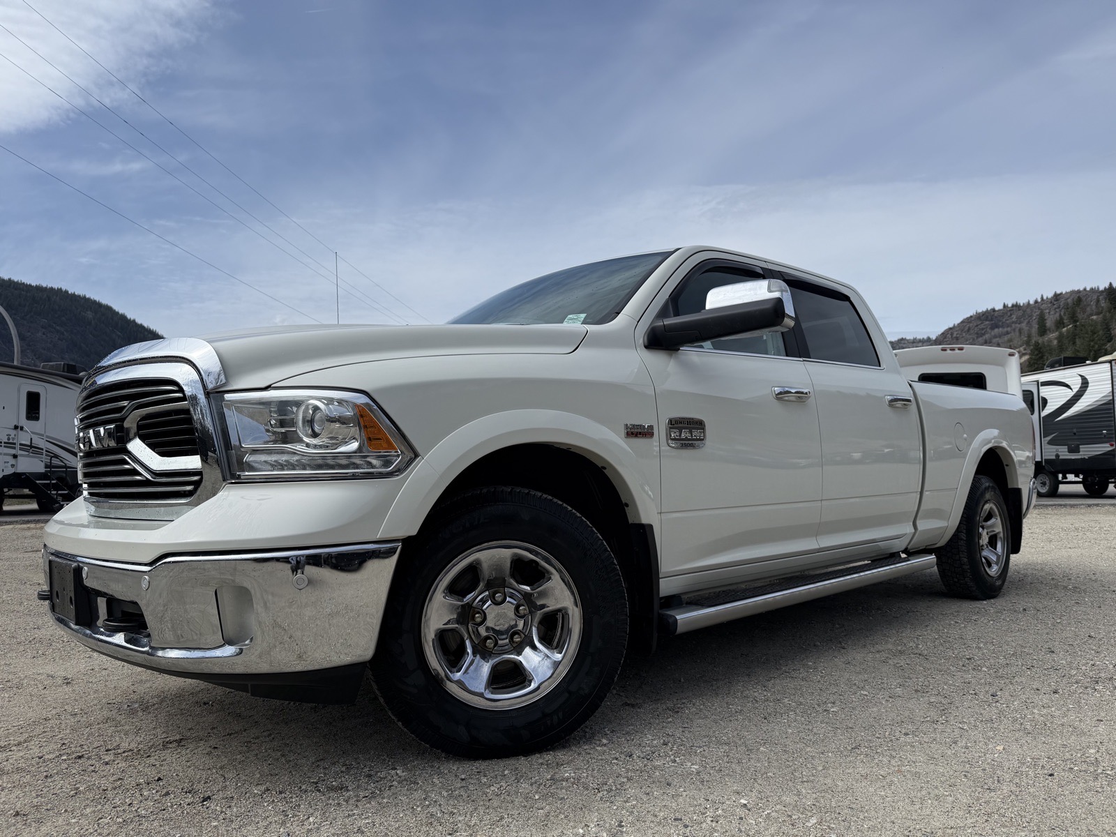 2017 Ram 1500 LONGHORN (P1953A) Main Image