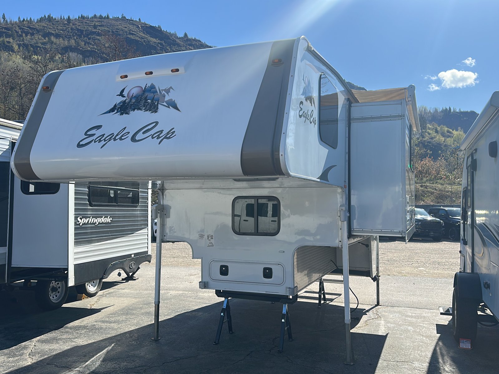 2016 Adventurer Eagle Cap 960 (P1981) Main Image