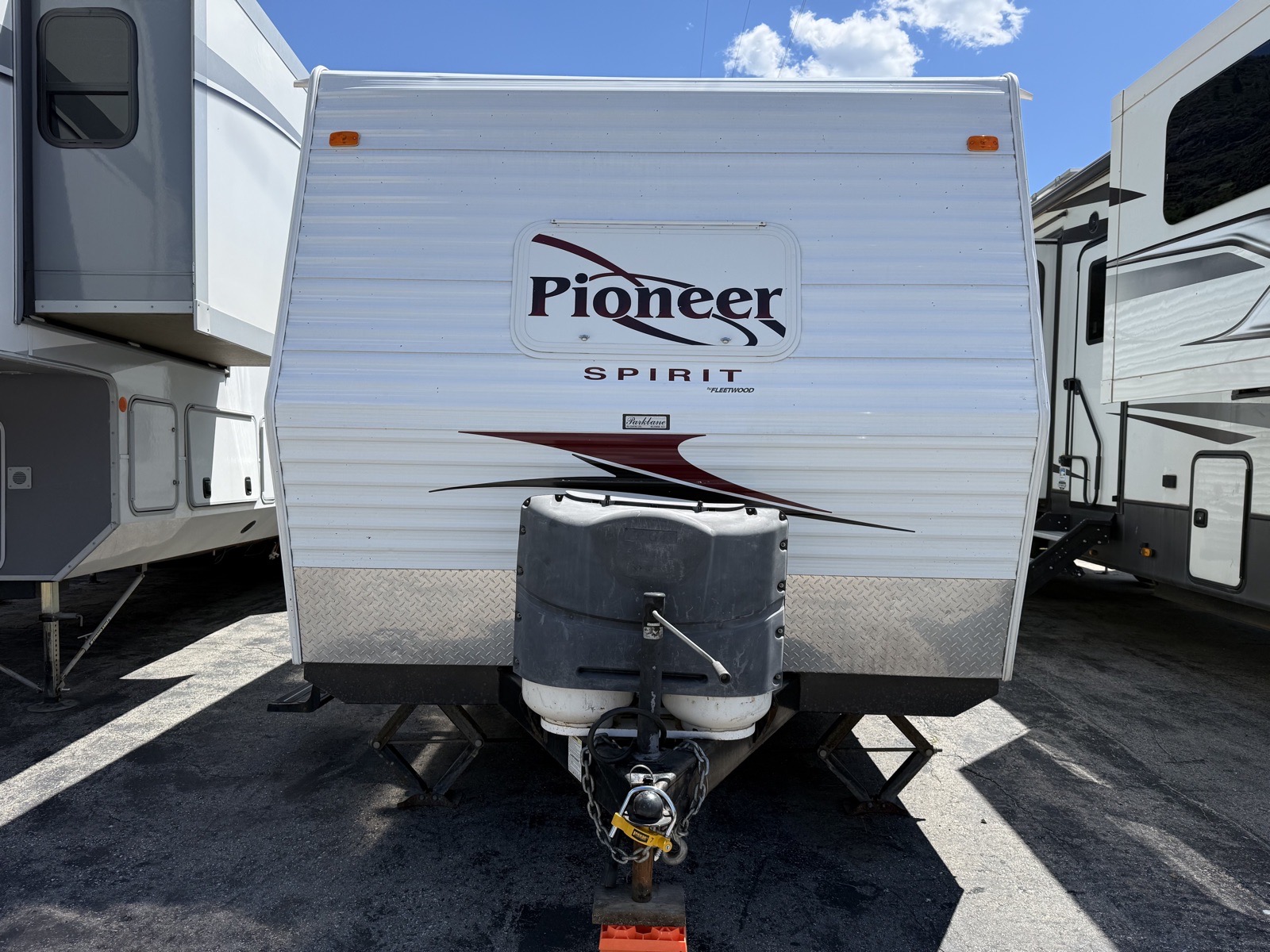 2009 Fleetwood Pioneer SPIRIT 18CK (P2022) Main Image