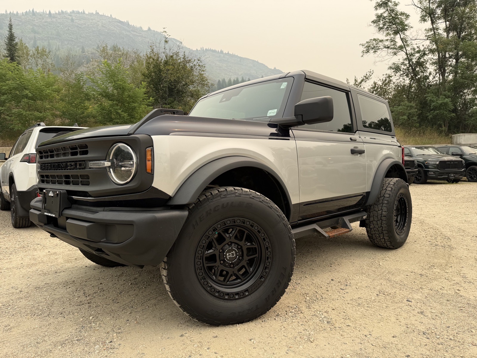 2021 Ford Bronco BASE (P1988A) Main Image