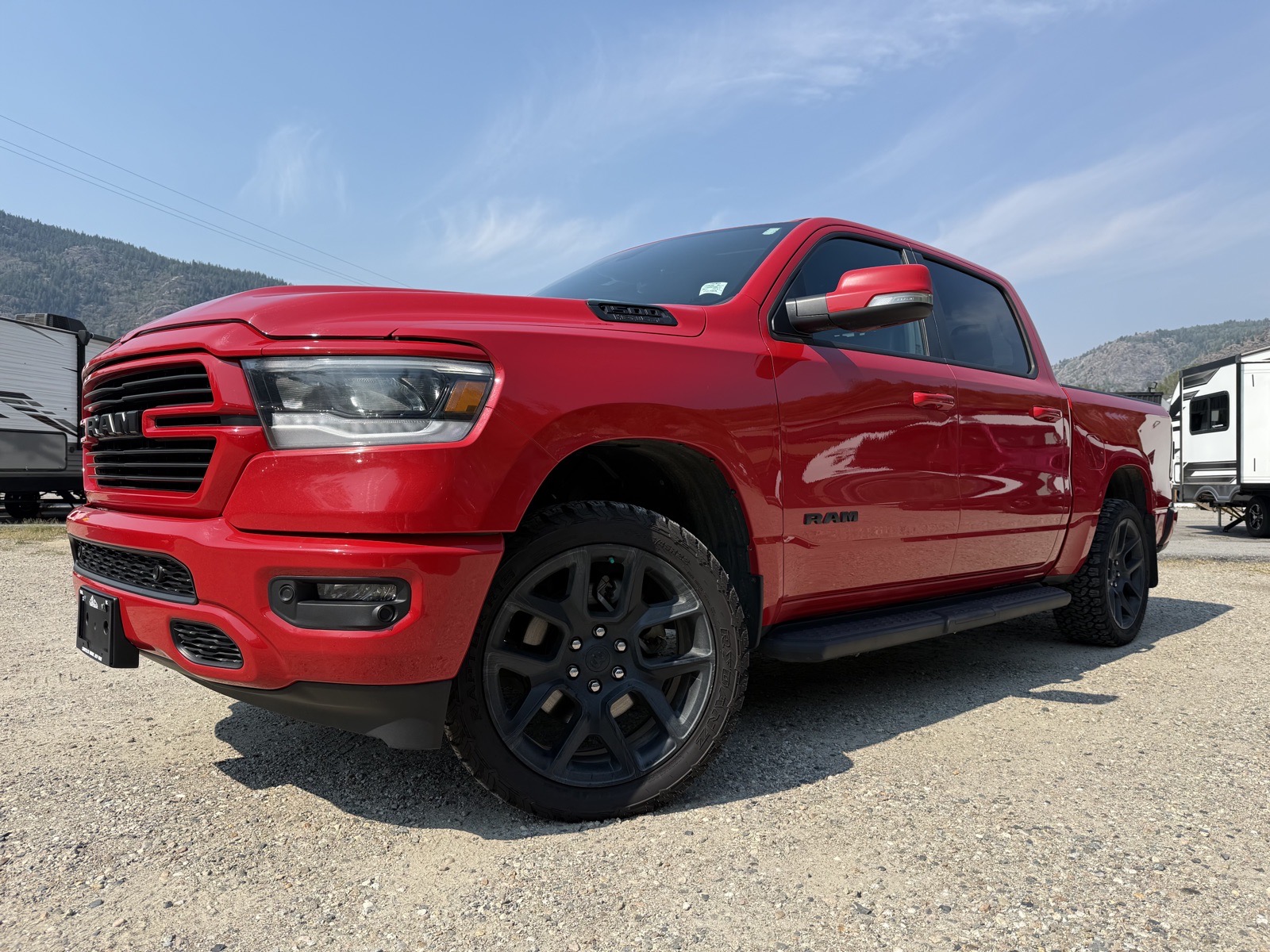 2022 Ram 1500 SPORT (P2039A) Main Image