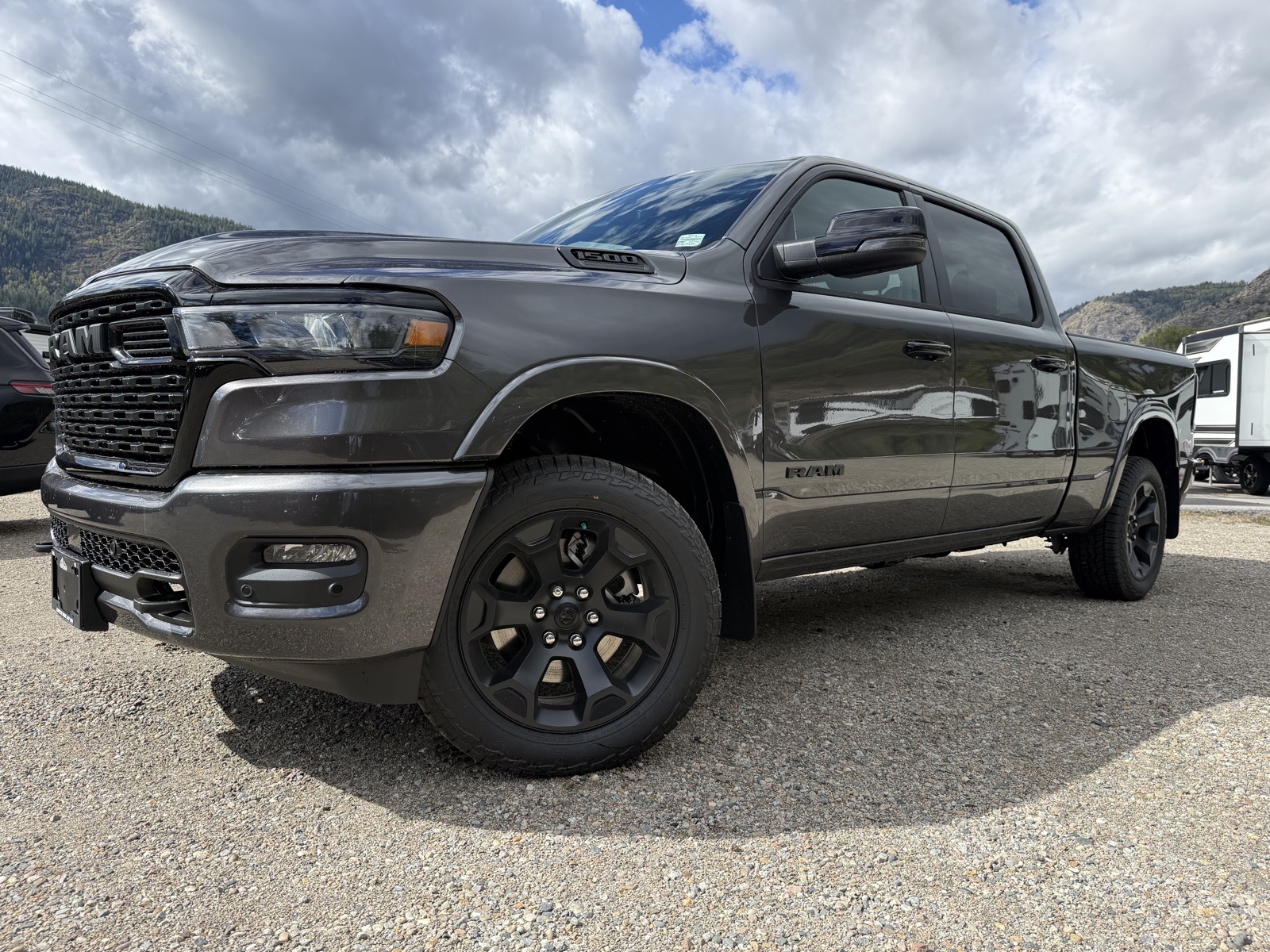 2027 Ram 1500 BIG HORN (27002) Main Image