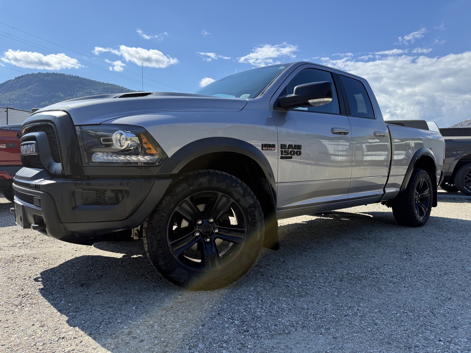 2022 Ram 1500 Classic WARLOCK (P2021C) Main Image