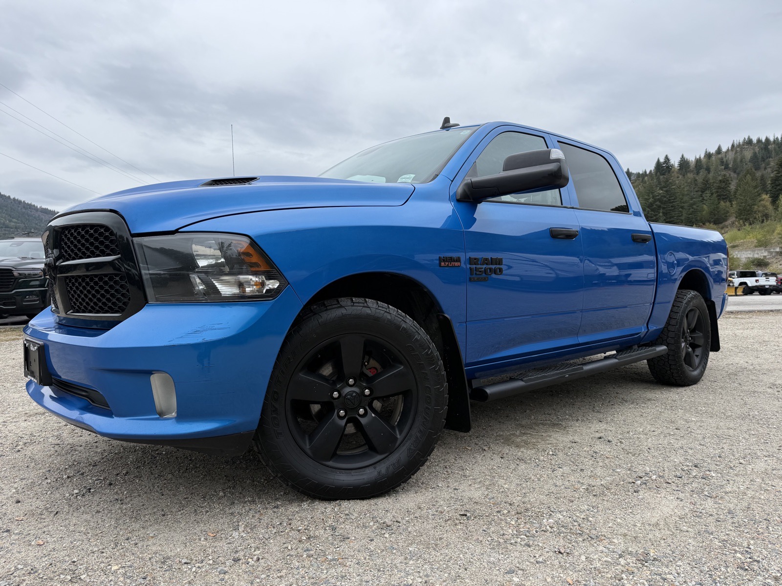 2021 Ram 1500 Classic EXPRESS (P1945A) Main Image