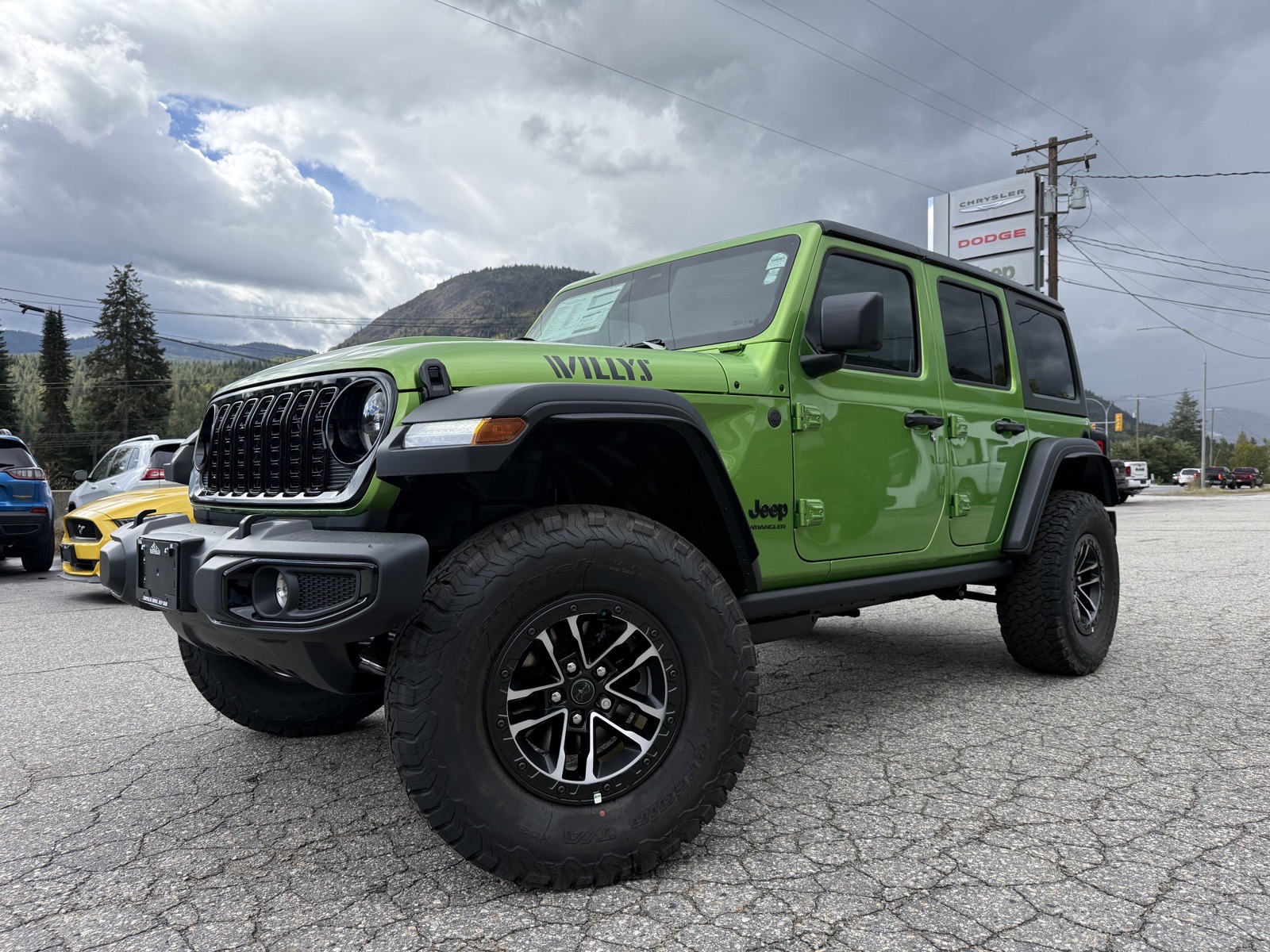 2026 Jeep Wrangler WILLYS (26175) Main Image