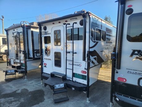 2025 Northwood WOLF CREEK 890  Truck Camper