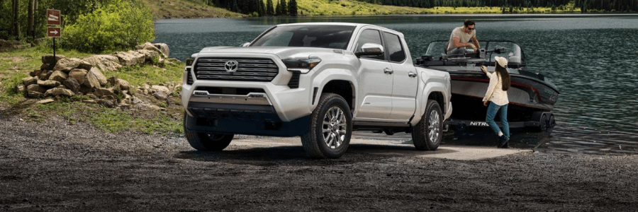 toyota tacoma towing boat