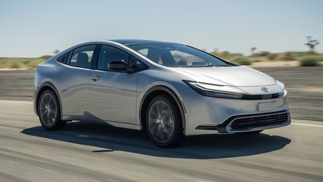 toyota-prius-silver