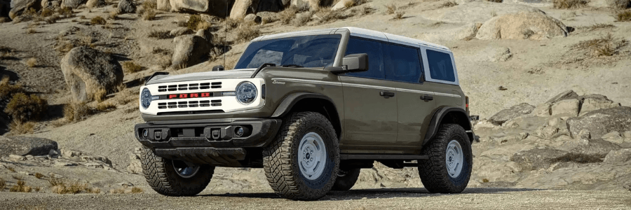 Featured Image ford bronco in the desert