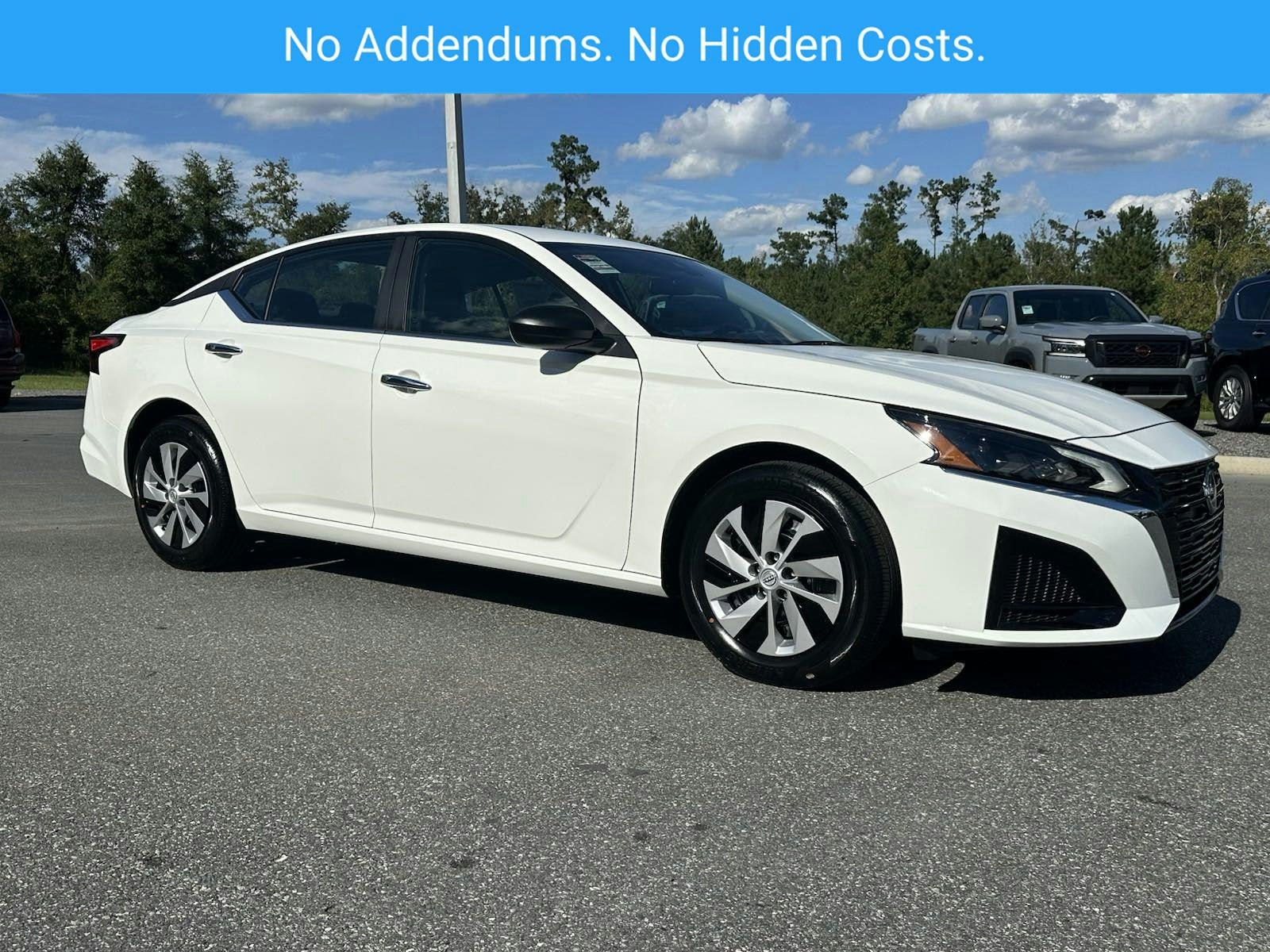 2025 Nissan Altima S (MN19794) Main Image