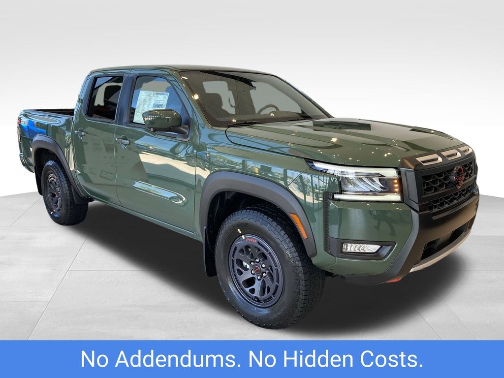 2025 Nissan Frontier PRO-4X (MN52418) Main Image