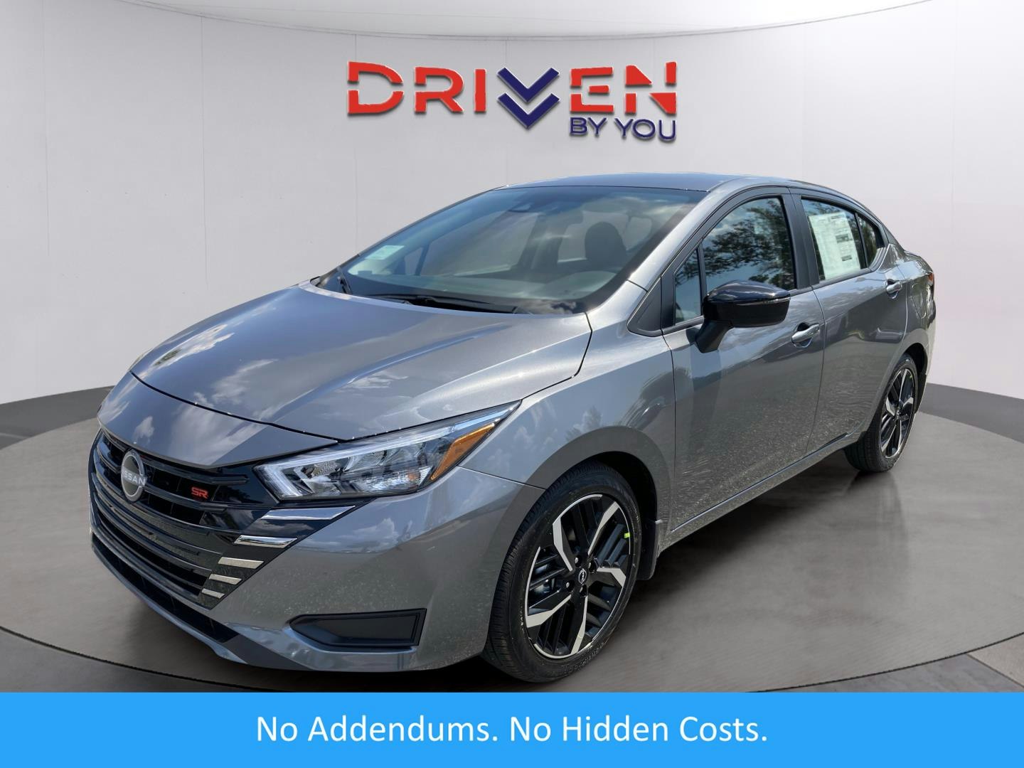 2025 Nissan Versa SR (MN76615) Main Image