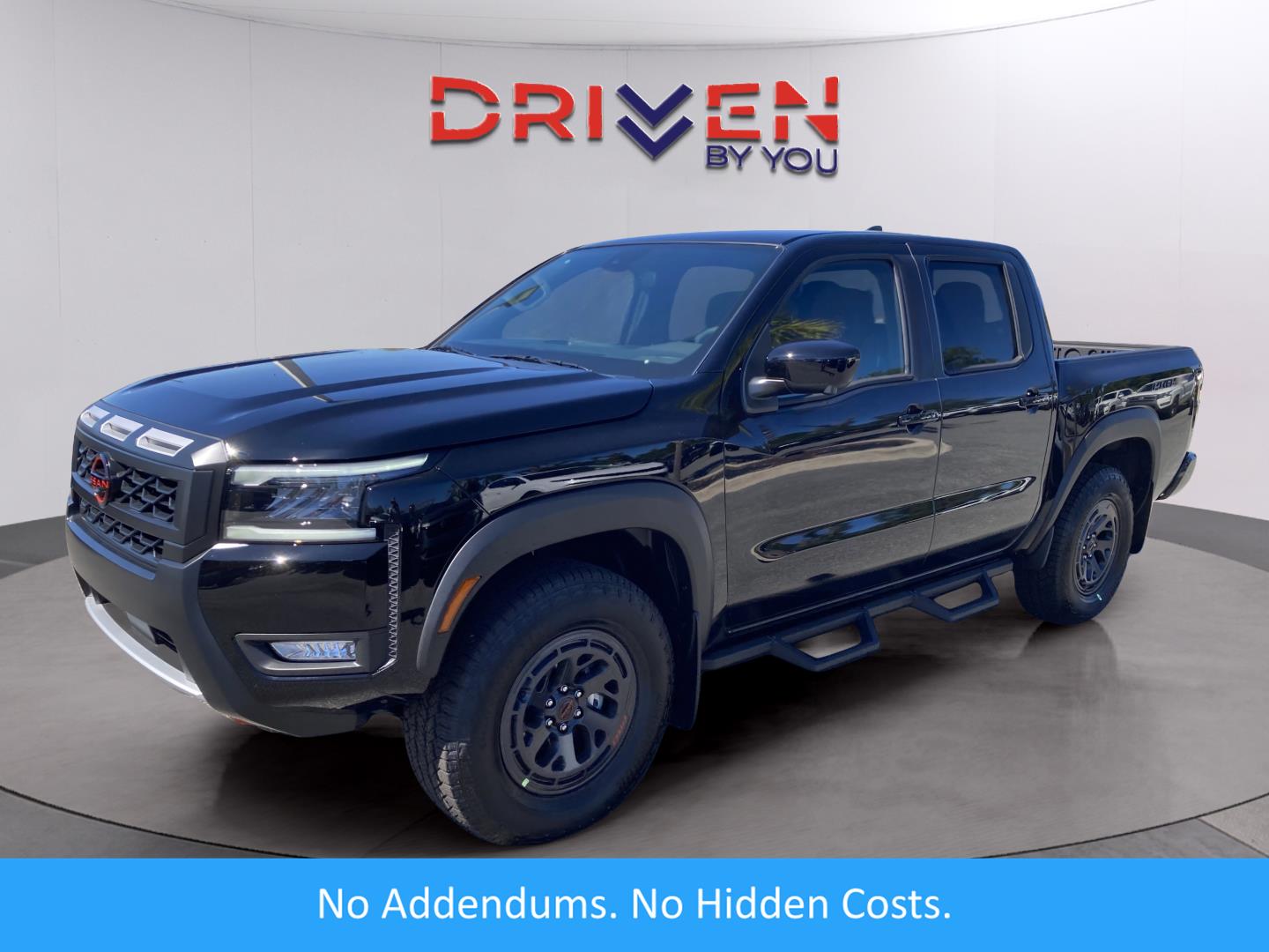 2026 Nissan Frontier PRO-4X (MN05781) Main Image